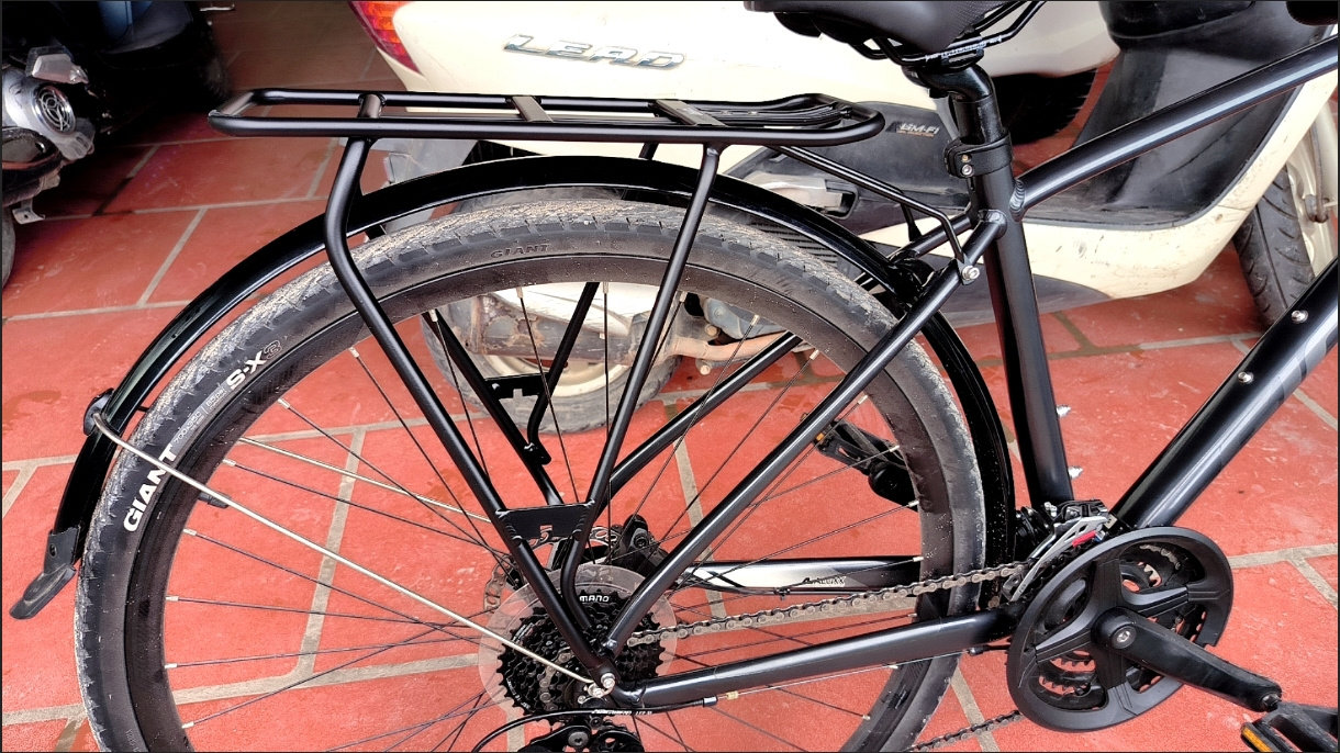 骑行自行车货架书包架