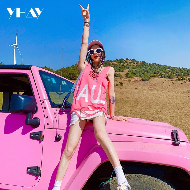YHAY夏装2024新款女粉色破洞工装运动宽松背心外穿潮流ins无袖t恤,女装/女士精品,背心吊带,淘宝优惠券,粉丝福利购,淘宝优惠卷