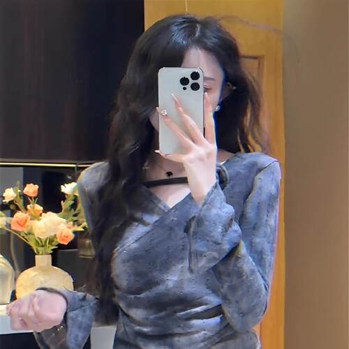 法式高级扎染掐腰长袖上衣女秋季新款喇叭袖内搭打底衫设计感小众