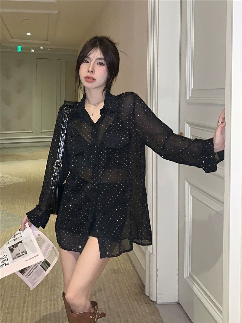 春夏季新款法式设计感别致重工烫钻时尚气质防晒长袖衬衣上衣女