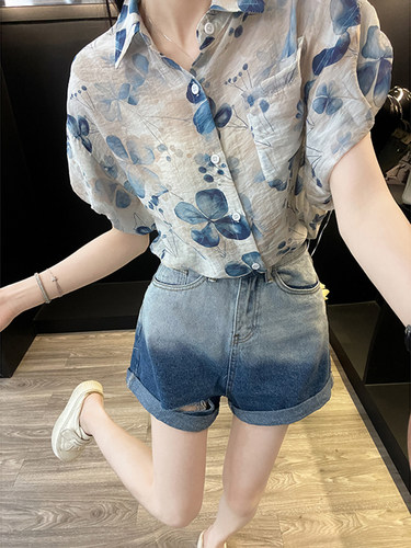 夏季新款2026微透设计爆款印花衬衫女宽松显瘦外穿气质短袖上衣潮