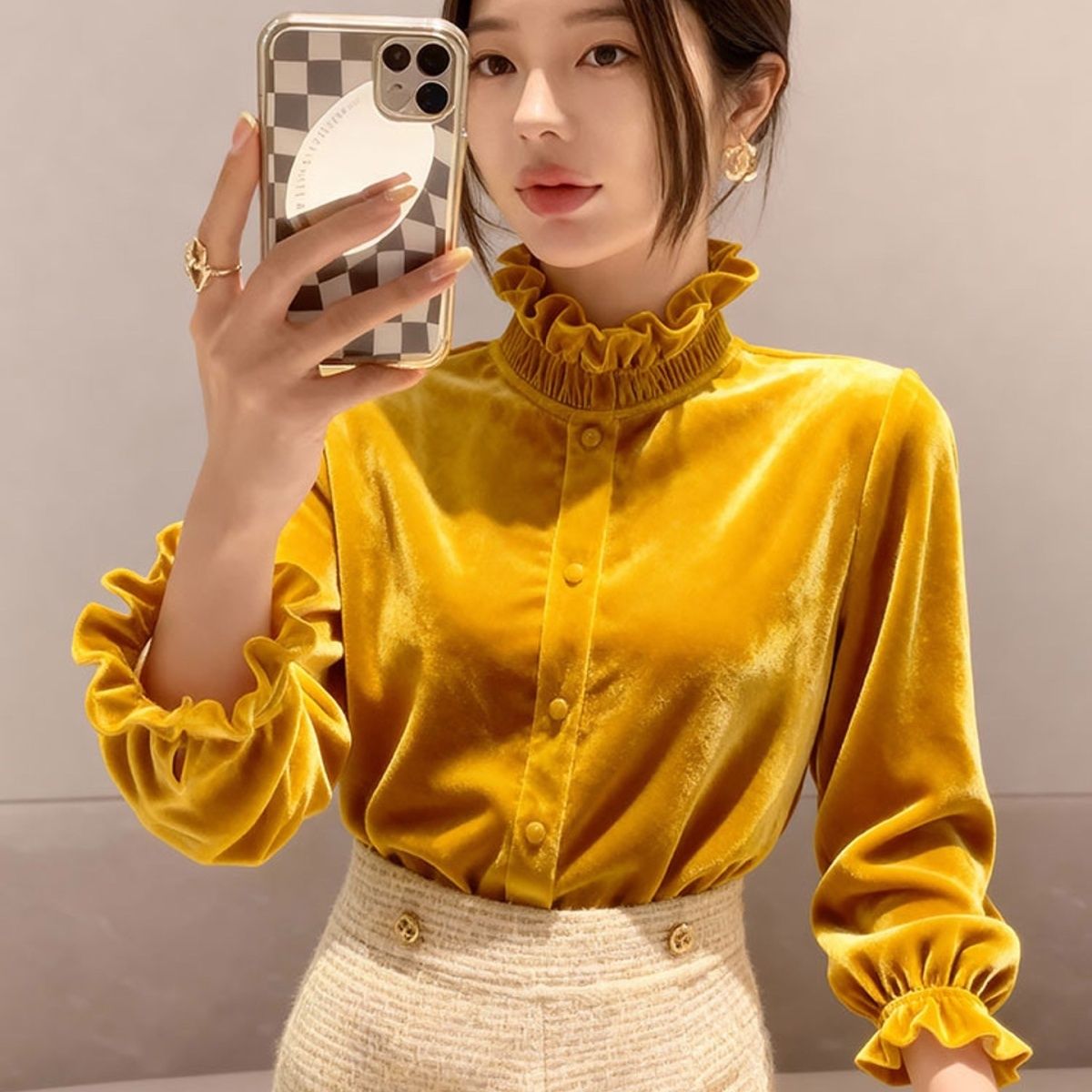 法式小香风黄色丝绒上衣打底衣女内搭高级感可外穿独特漂亮秋冬季