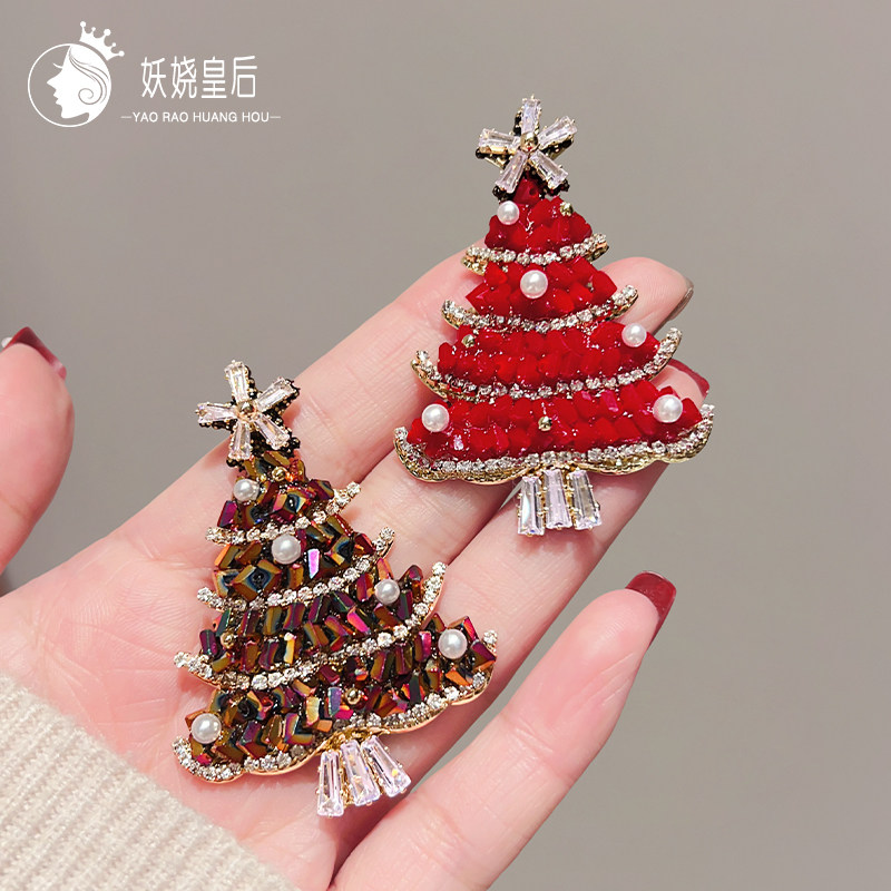 圣诞节胸针高档女气质水晶树别针高级感胸花衣服配饰创意新年礼物