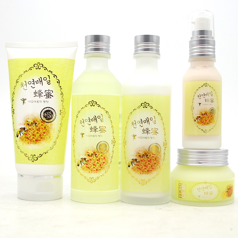 特露白蜂蜜护肤品洗面奶水乳保湿霜粉底液滋润面部提亮肤色化妆品