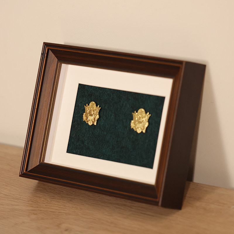 徽章毛粘板防尘展示相框纪念章收纳勋章框实木奖章收纳框摆台挂墙,家居饰品,相框/画框,淘宝优惠券,粉丝福利购,淘宝优惠卷