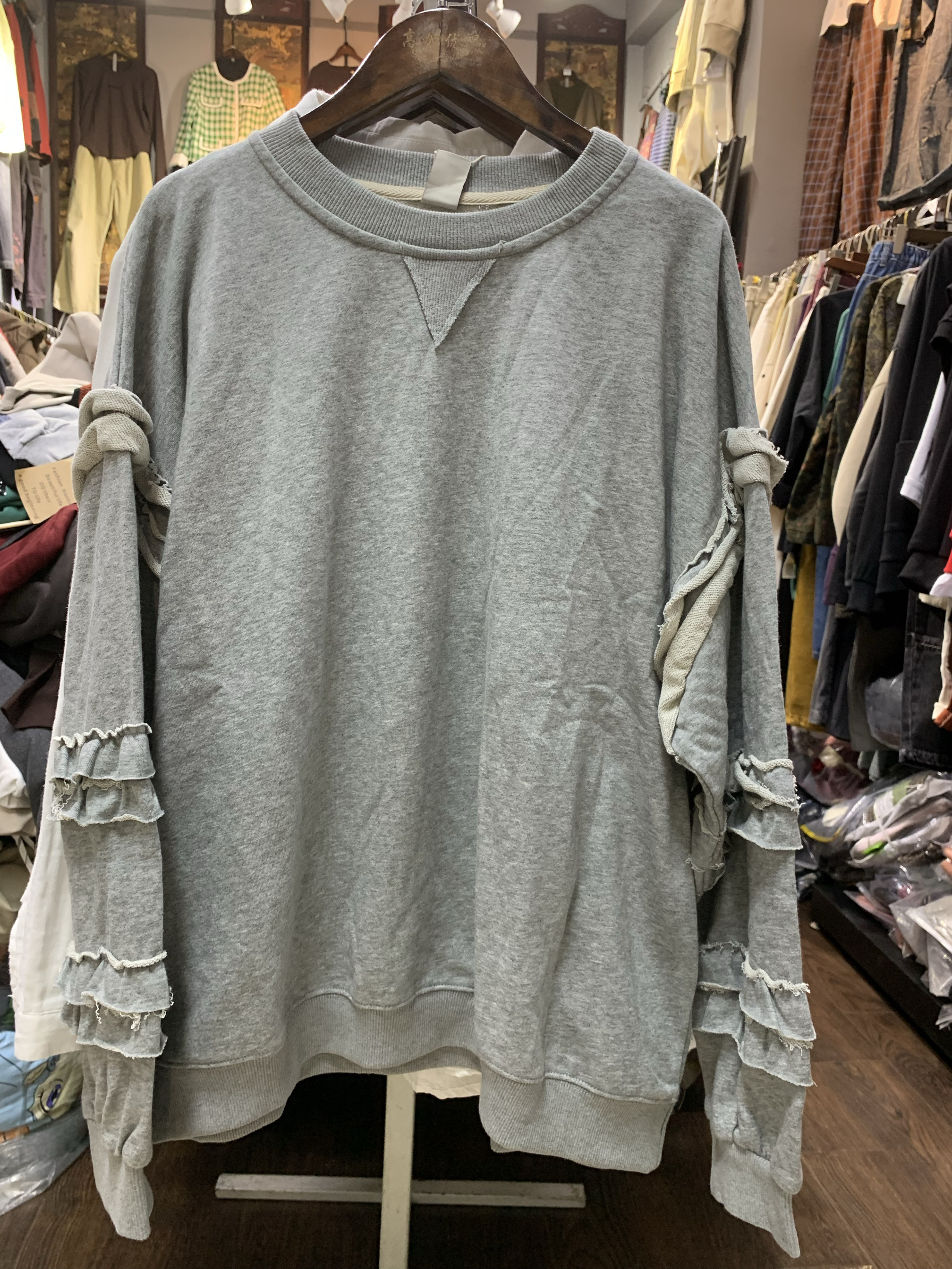 依衫伴水灰色卫衣女春秋新款宽松大码胖mm显瘦遮肉长袖上衣,女装/女士精品,卫衣/绒衫,淘宝优惠券,粉丝福利购,淘宝优惠卷