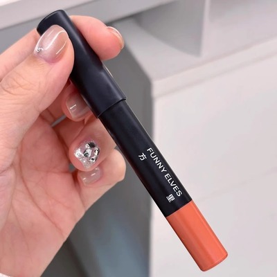 方里唇线笔1.6g裸色白月光