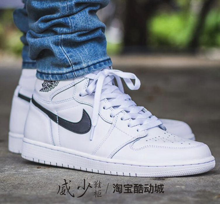 Air Jordan 1 AJ1 黑白阴阳元年 高帮篮球鞋 555088-102