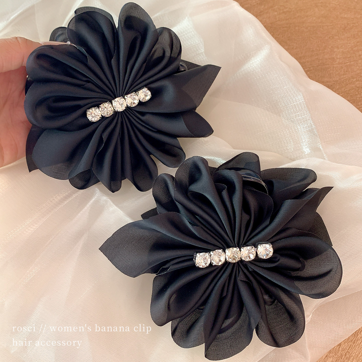 气质水钻香蕉夹竖夹女2026新款后脑勺饱满丸子头高级感缎面发抓夹,饰品/流行首饰/时尚饰品新,发饰,淘宝优惠券,粉丝福利购,淘宝优惠卷