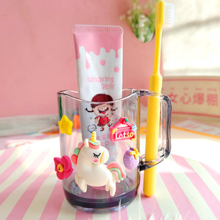 儿童牙缸个性创意卡通可爱洗漱杯男孩女孩漱口杯带把手透明刷牙杯