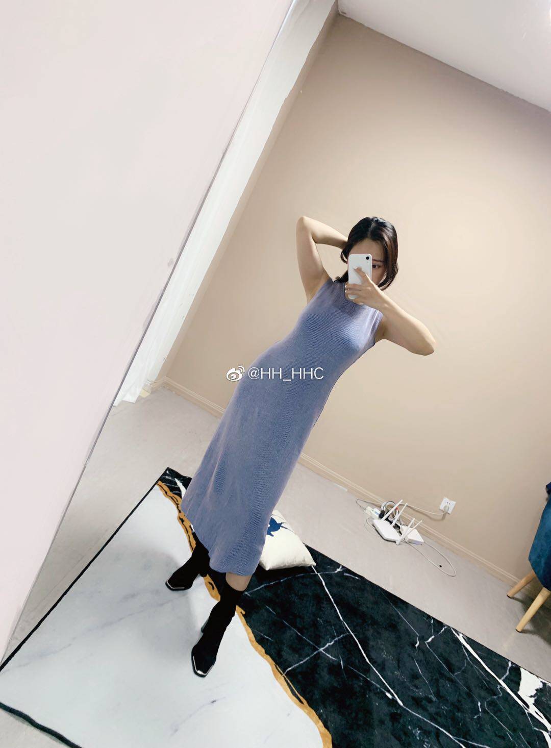 chenyunmu女孩梦幻双色复织两面穿 不规则裙摆 针织连衣裙