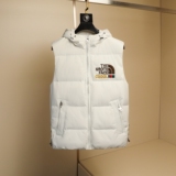 秋冬男士连帽羽绒马甲90绒28025P260，男装羽绒服，电商D302