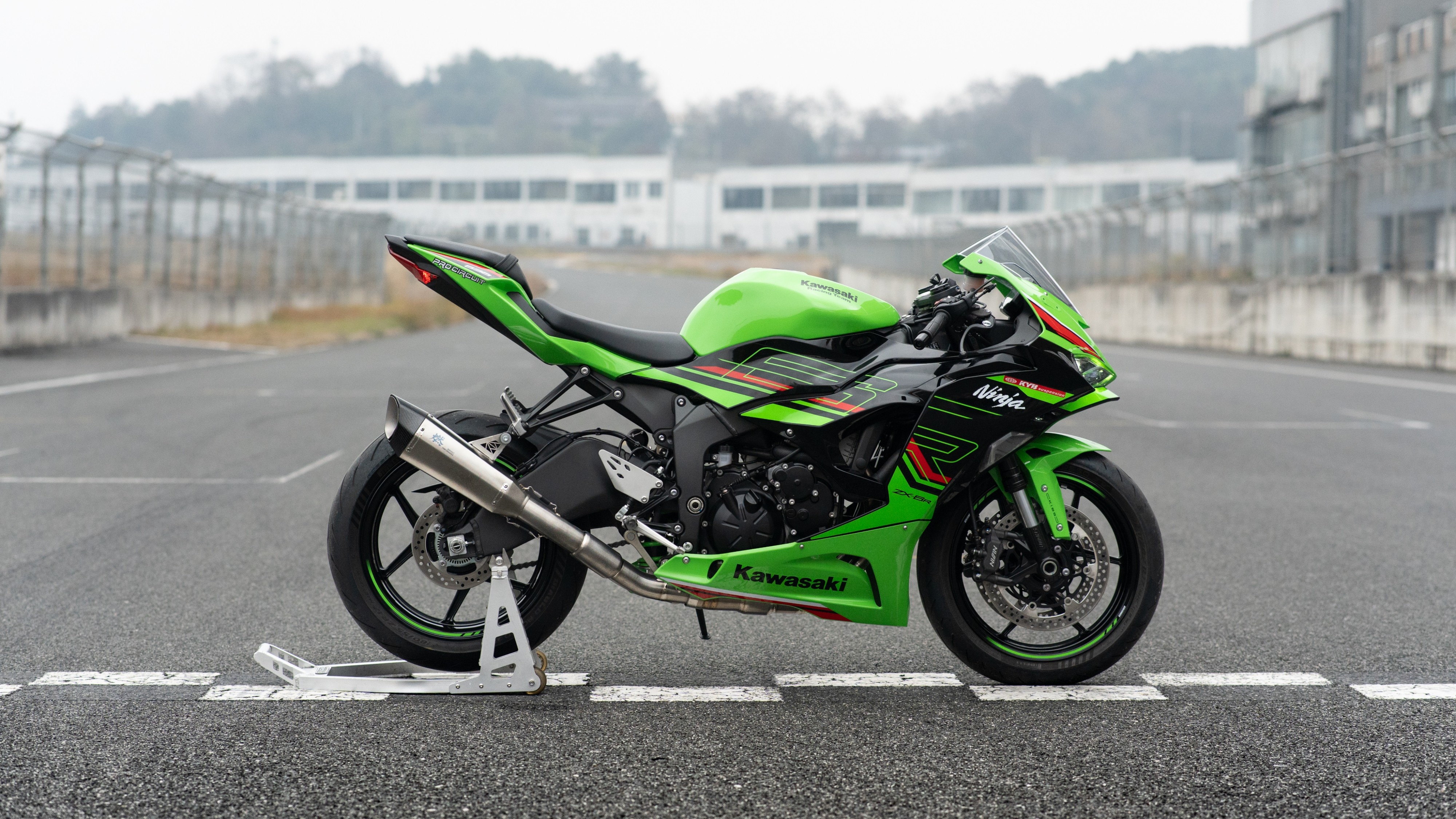 适用于川崎636小牛zx6r全段排气，竞技侧排碳嘴尾段燃尽排气