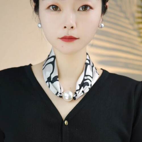 磁扣小丝巾女珍珠懒人护颈秋季围脖2026春夏新款百搭项链围巾
