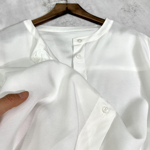 桑蚕丝+棉小立领宽松中长白衬衫