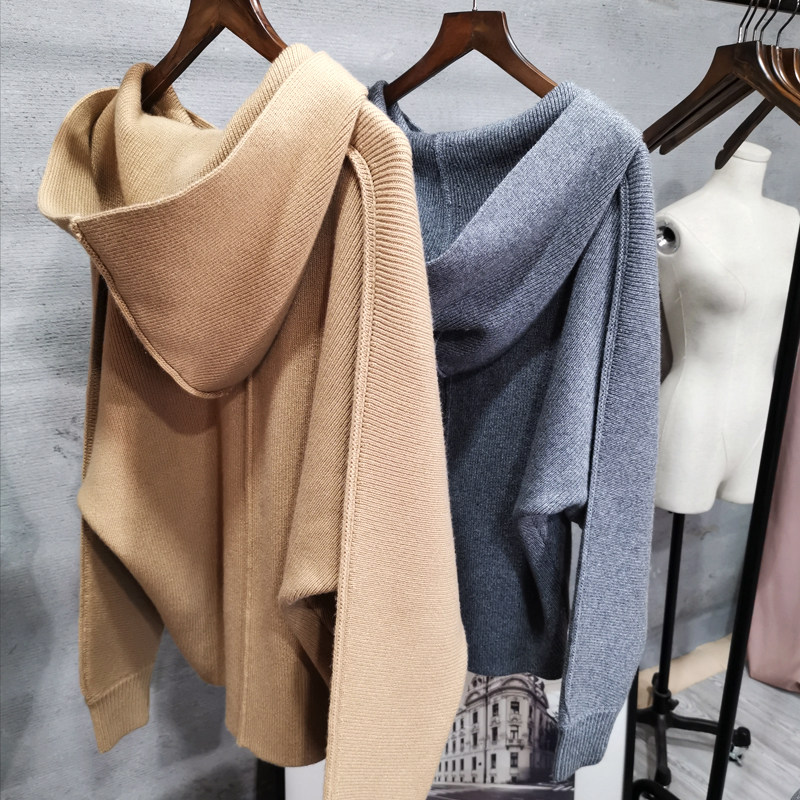 Cl*家反季特惠!炒厚全羊毛~质感筋骨软糯!开衫连帽毛衣外套毛衫女在类目 女装/女士精品, 毛衣中 - 来自Buy2taobao.com提供专业的淘宝代购服务