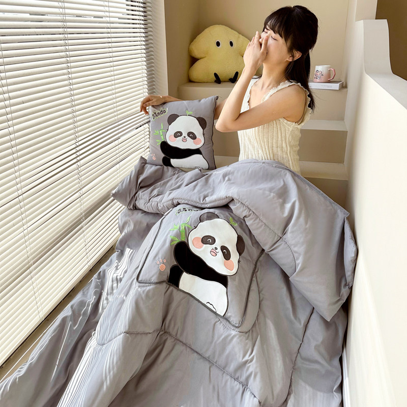 车载抱枕车用被子两用2025新款汽车卡通多功能午睡枕头毯子二合一