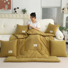 车载全棉抱枕车用被子两用纯棉A类新款多功能午睡枕头毯子二合一