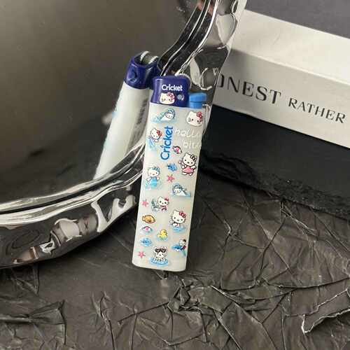 草蜢cricket打火机三丽鸥kt蜡笔小新高颜值卡通正品一次性打火机