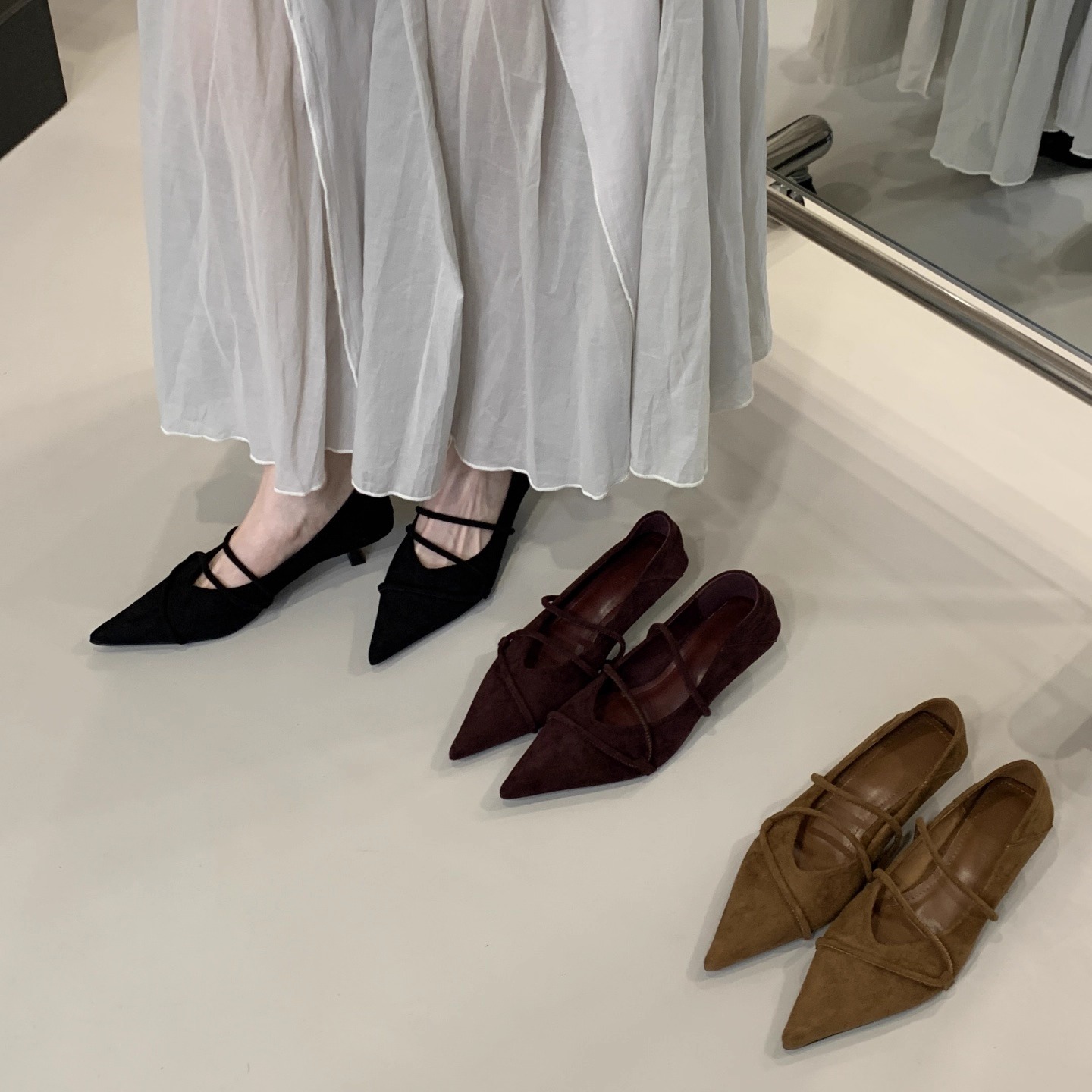 法式复古绒面尖头细跟玛丽珍单鞋女2025春季新款通勤小猫跟晚晚鞋