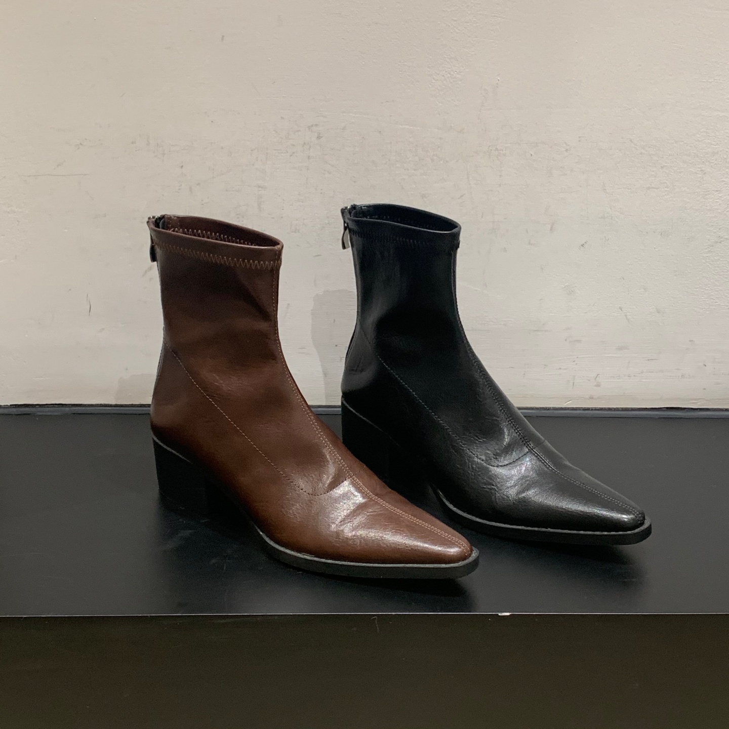 粗跟中高跟法式小裸靴咖色马丁靴女靴子2025秋冬季加绒瘦瘦靴短靴