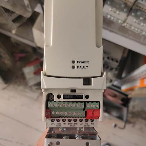 ACS355-03E-08A8-4 ABB变频器 4KW议价维修