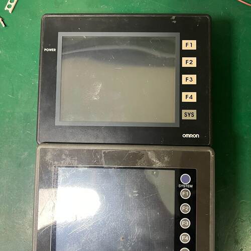 UG220H-LC4 NT5Z-ST121B-EC 工控触摸屏人机界面议价维修