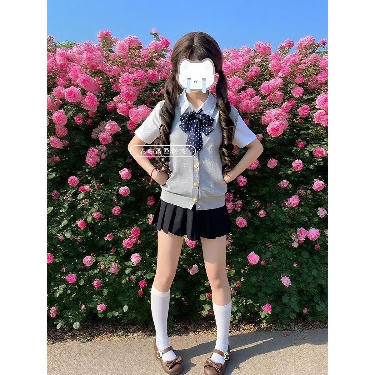 jk制服针织衫薄款开衫马甲背心软妹穿搭漫感叠穿上衣短裙套装女