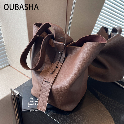 欧芭莎高级质感大容量通勤水桶包