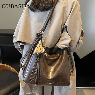 欧芭莎轻奢小众大容量双肩斜挎包