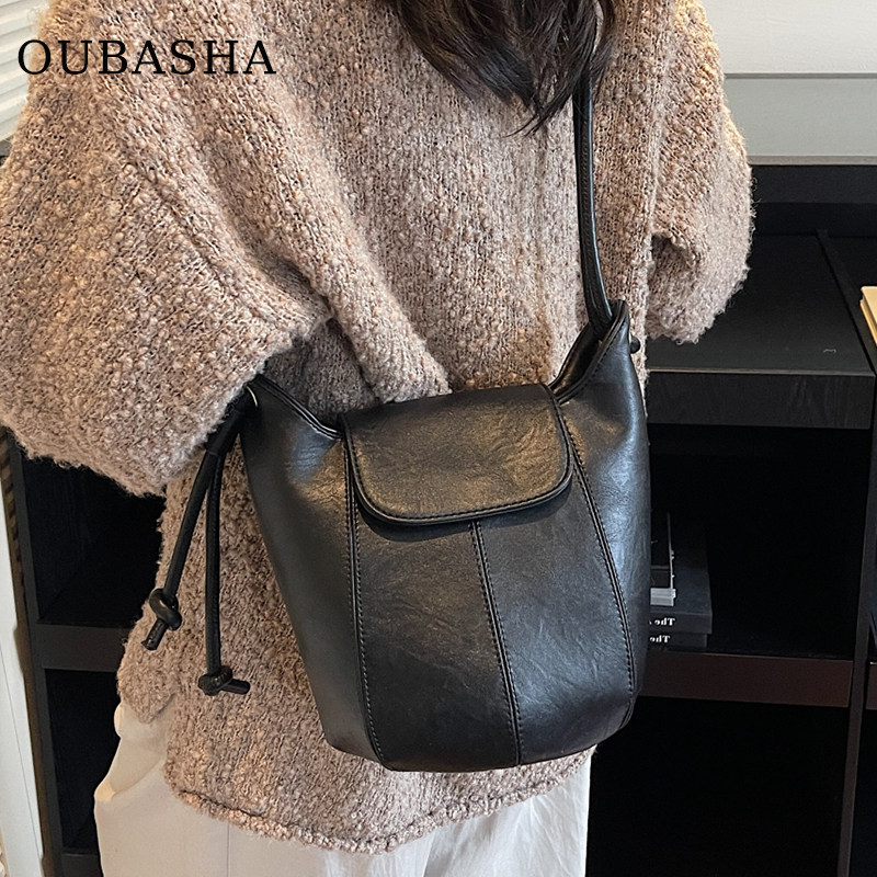 轻奢小众秋冬包包女2025新款高级感复古超火斜挎包百搭爆款水桶包,箱包皮具/热销女包/男包,通用款女包,淘宝优惠券,粉丝福利购,淘宝优惠卷