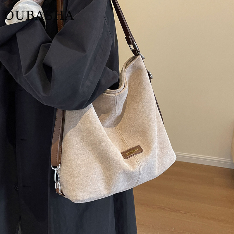 欧芭莎大容量通勤双肩斜挎托特包