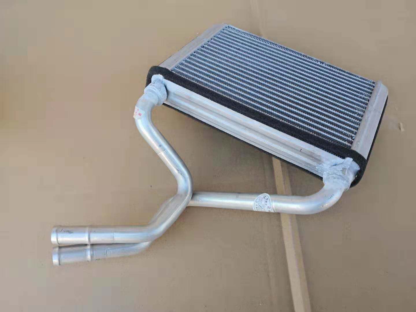 适用于天津一汽威志v2暖风小水箱暖风水箱 配件(专用)