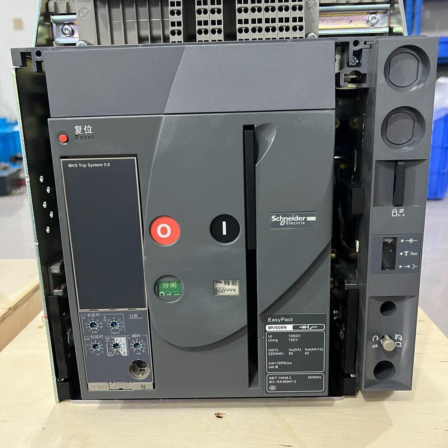施耐德框架断路器MVS08N3P抽屉式二手拆机成色如议价