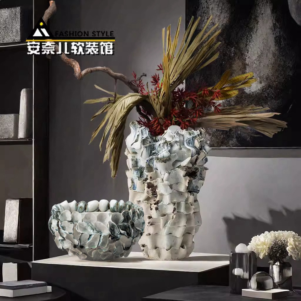 设计师款陶瓷雕塑花瓶摆件插花器