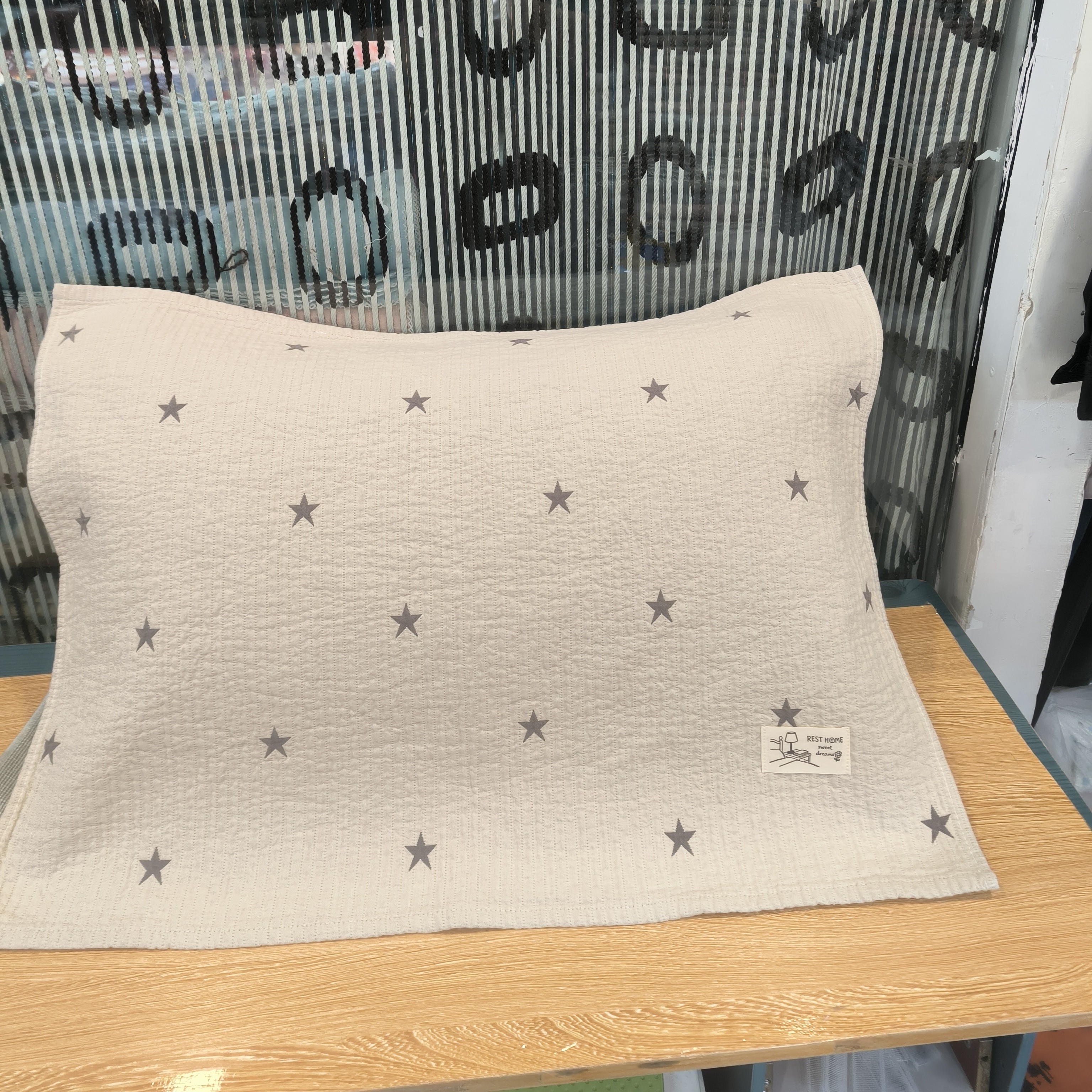 新款纯棉四层纱布提花水洗工艺柔软素雅舒适情侣家用大枕巾一对装,床上用品,枕巾,淘宝优惠券,粉丝福利购,淘宝优惠卷