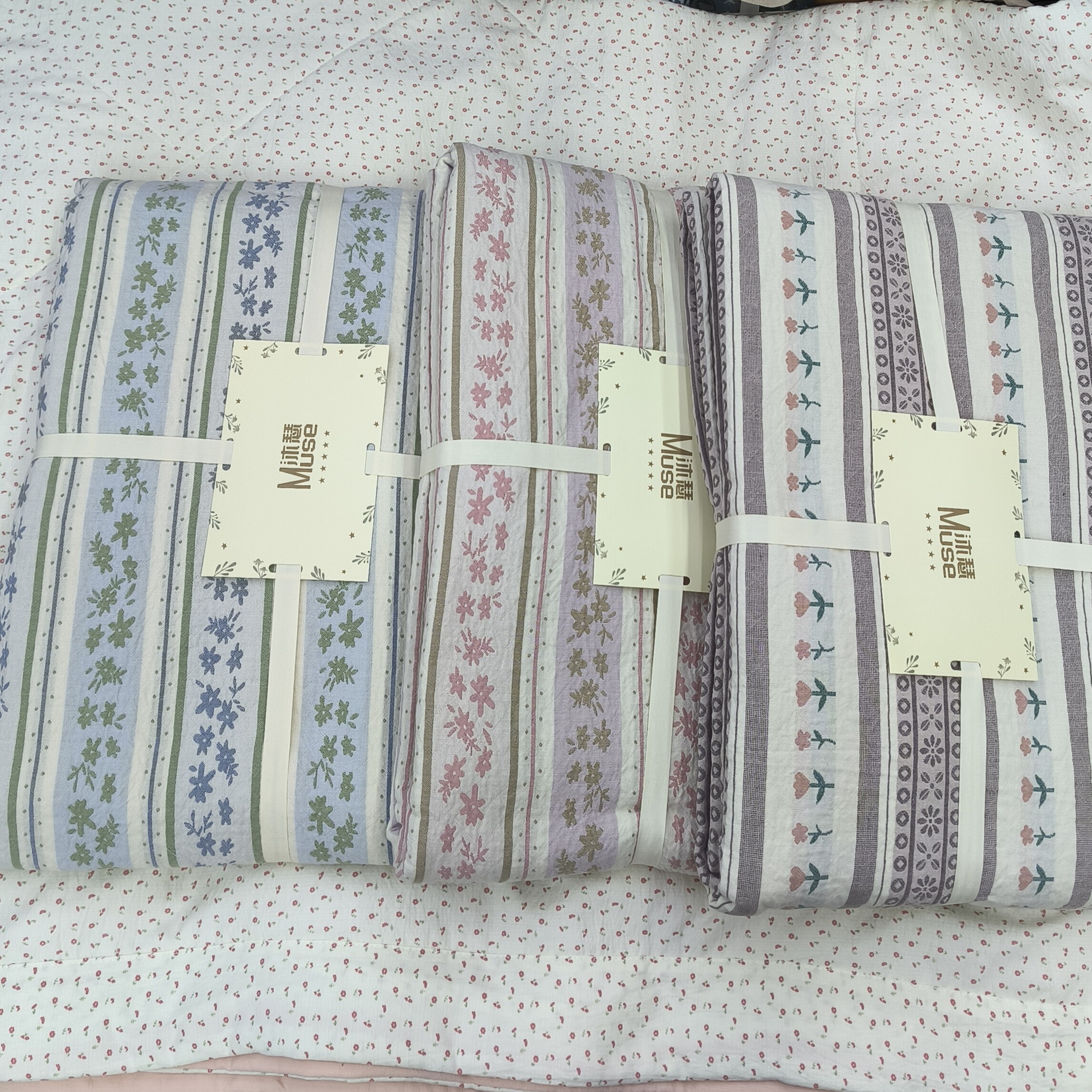 实体店沐瑟新款纯棉水洗三层纱布提花双人加大床单多功能盖毯床盖