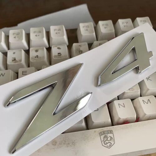 适用于宝马Z4后尾标后备箱字标尾门标标志车贴改装黑色字母标标牌