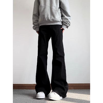 新款百搭舒适春季高街潮牌牛仔裤