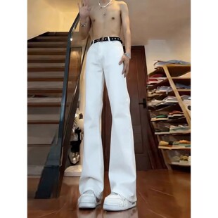 白色美式弯刀直筒牛仔裤男款春季显高显腿长裤子修身不贴腿微喇裤