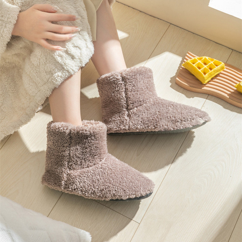 高筒防风保暖静音日式家居靴子冬