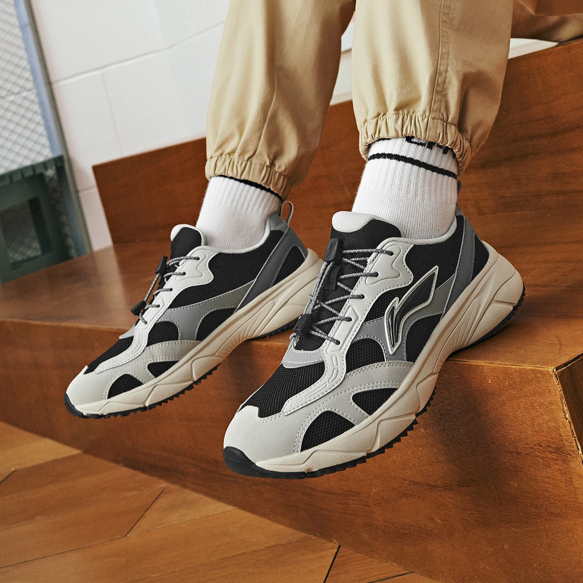 李宁男大童休闲鞋YKCV205-5