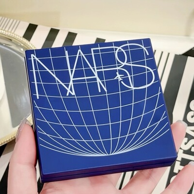 NARS/纳斯 25年蔚蓝限定蜜粉饼大白饼大容量 13.5g无暇定妆控油