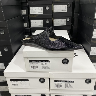 实体专柜意大利设计师轻奢品牌皱羊油皮尖头后空半托单鞋6183黑色