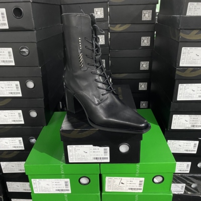 美国设计师买手高奢品牌Q牛皮方头方跟金属环系带女短靴4124黑色