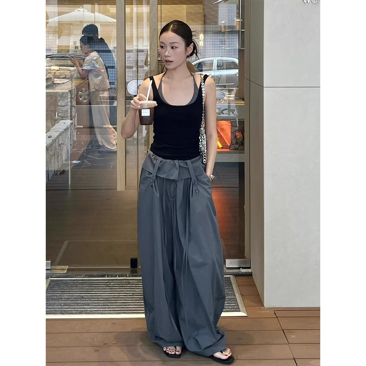 美式街头深灰色长裤抽绳松紧腰休闲裤女春季宽松垂感阔腿拖地裤子图片