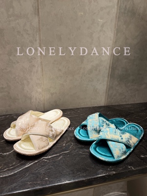 LonelyDance新中式交叉伴娘结婚酒店家居防滑平底配晨袍一字拖鞋