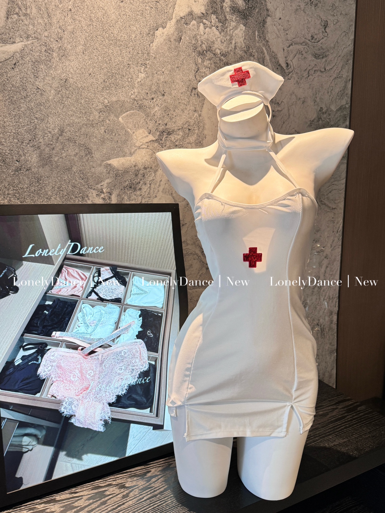 Lonelydance夜间看护*性感纯欲cos服角色扮演后镂空护士服睡裙女
