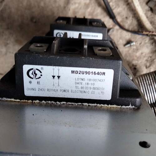 可维修申社MD2U901640R单相整流桥，有两个，成色好。标