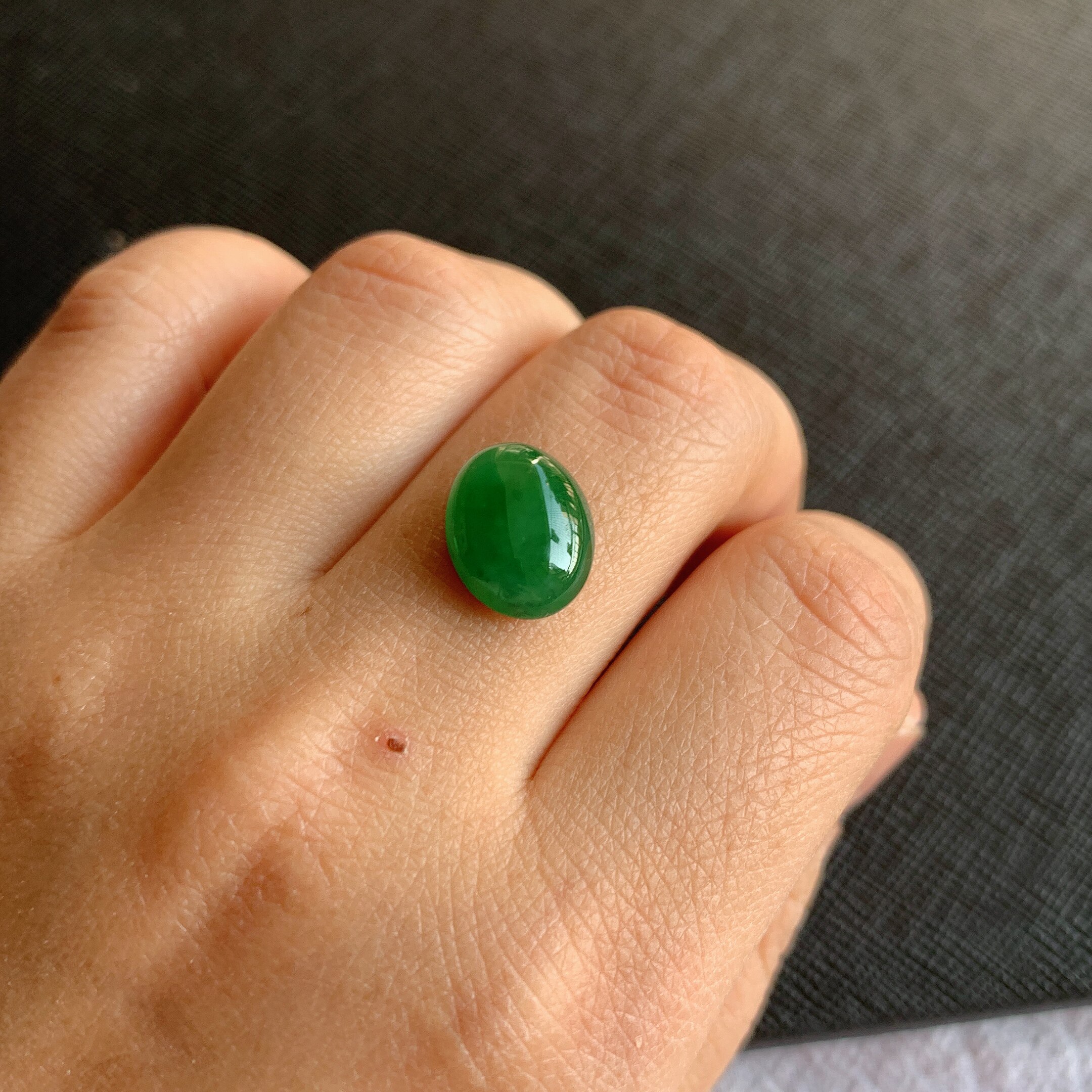 缅甸天然A货翡翠冰糯种满绿蛋面镶嵌件老坑玉翡翠满色蛋面戒面